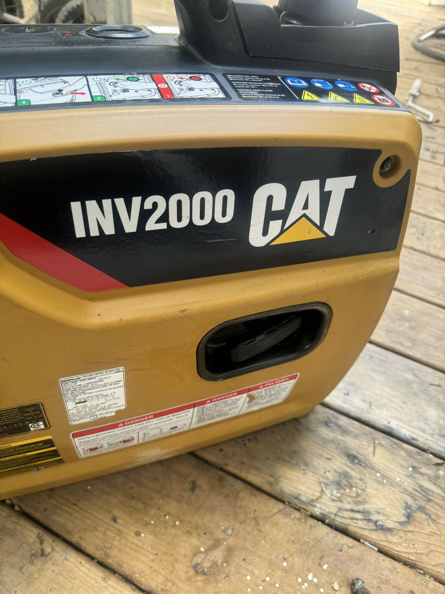Generador  CAT INV2000