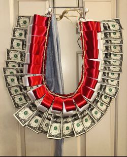 Tongan Money Lei