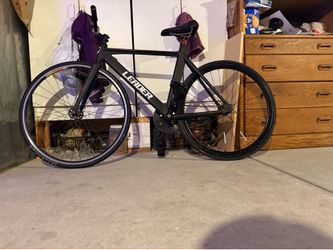 Leader fixie bike