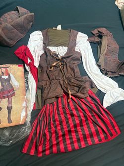 Women Pirate Costume - Size M