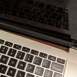 FOR PARTS MacBook Pro 16 In