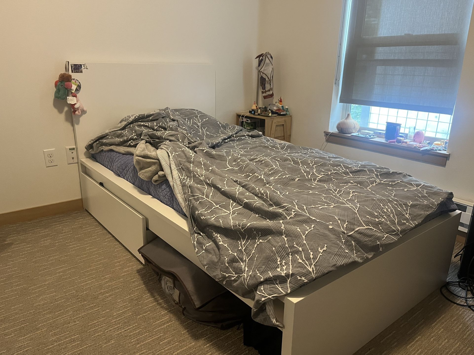 Twin size mattress + bed frame