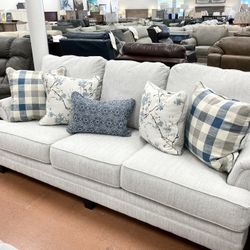 New 92” Sofa  🔥🔥 IN STOCK NOW