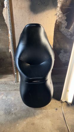 Harley seat
