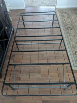 2 twin Metal bed frames