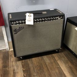 03111 Fender Amp 476081