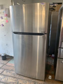 Apt size fridge
