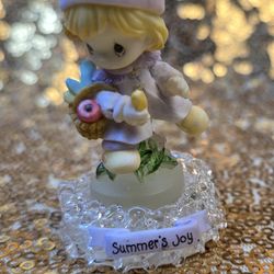 Precious Moments Summer’s Joy Figurine 2000 Enesco – Never Used Collectible
