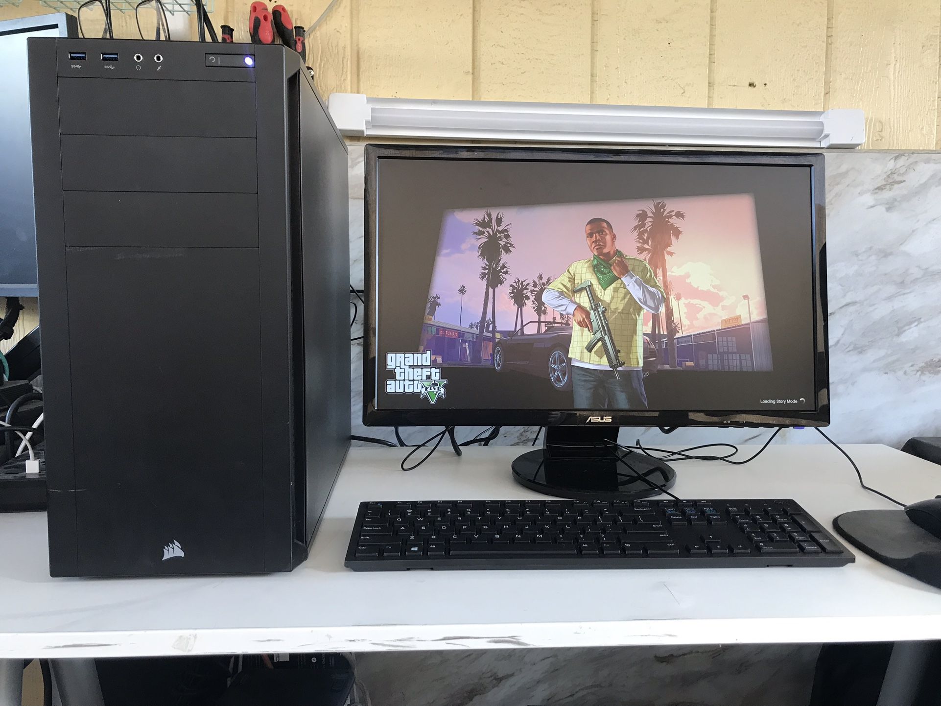 Complete Gaming System I7 7700K/GTX 1070 8GB** Great for VIDEO - Main Image