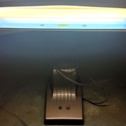 40s-50s Dozer Model 1000 Art Deco metal fluorescent desk lamp.