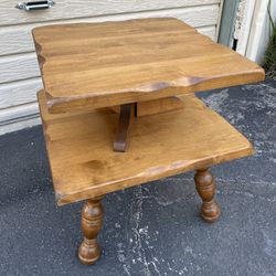 Solid Wood Antique Two-tiered Table