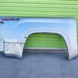 2021-2022-2023-2024-2025 TOYOTA TUNDRA 💯✅️✅️👌[OEM] RH PASENGER SIDE✅️ ALUMINUM BED SKIN PANEL (short bed)👈