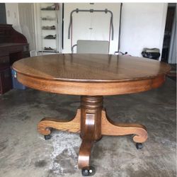 Antique Round/Oval Dining Table 