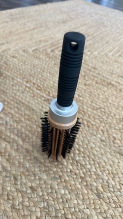 RUBBER GRIP BRUSH