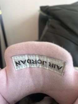 Medium pink 5’s size 8.5