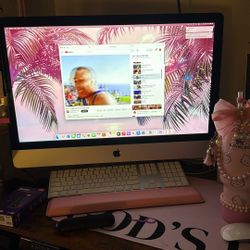 Apple Computer Older Model 