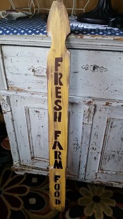 Farm fresh food rustic sign