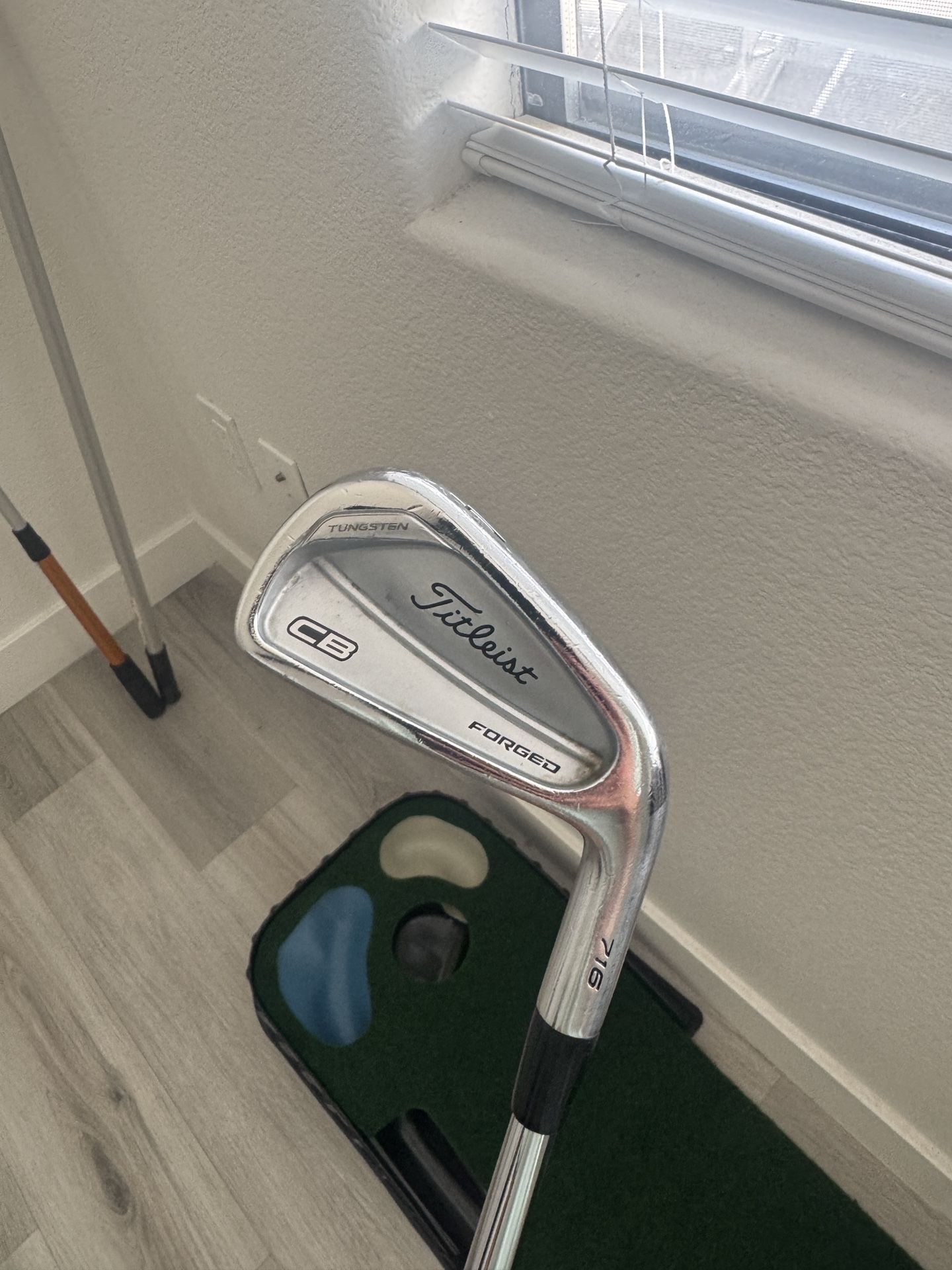 Titleist 716 Forged 4 Iron – KBS Tour 90 Shaft