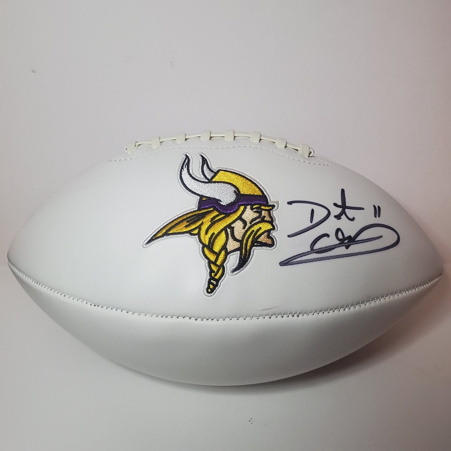 Daunte Culpepper Signed Minnesota Vikings Logo Football (Beckett Hologram) UCF