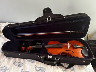 Violin (4/4) with Bow and Hard Case