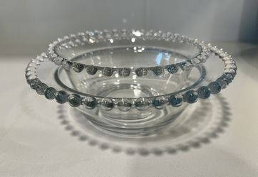 Glass Bowls With Round Detail