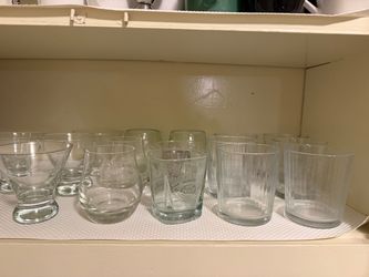 Glasses and coffee cups