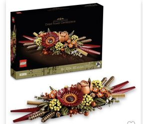 LEGO Icons dried Flowers Centerpiece. New In Box