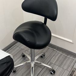 ERGONOMIC SADDLE STOOL WITH BACK SUPPORT – LIKE NEW