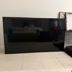 Hisense flatscreen 75 inch TV