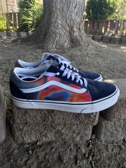 Vans dark Aura size 9