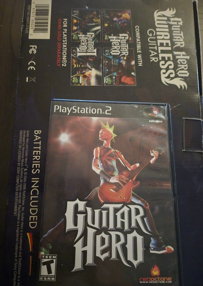Guitar Hero Wireless White Guitar w/ Box For PS 2 NO DONGLE