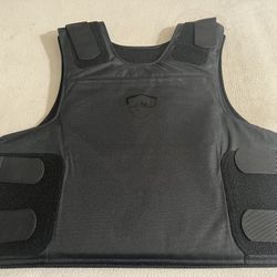 Concealable Carrier- Safe Life Defense, Black, Level IIIA