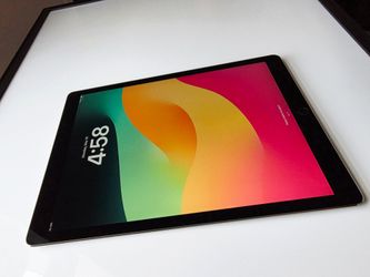 Apple iPad Pro 12.9" (2nd Generation) — 512GB — WiFi + Cellular (Unlocked)