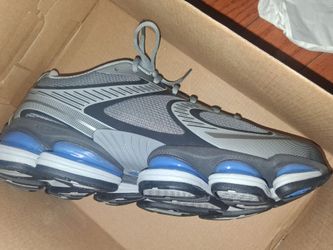 Brand New Nike Air Max Running Sneaker Gray Blue