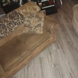 Couch , Well Tooken Care Of. No Smoke/ Pets.
