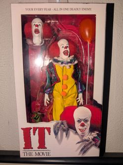 IT Pennywise Action Figure, Boxed, w/ Balloon, Alt Head & Interchangeable Hands