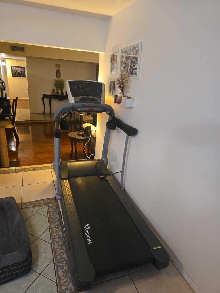 Vision CLASSIC T80 TREADMILL $300 OBO