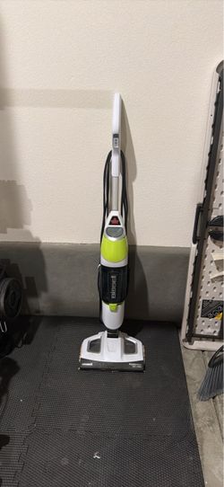 BISSELL PowerFresh Vac & Steam All-in-One Vacuum and Steam Mop - Model 2747A