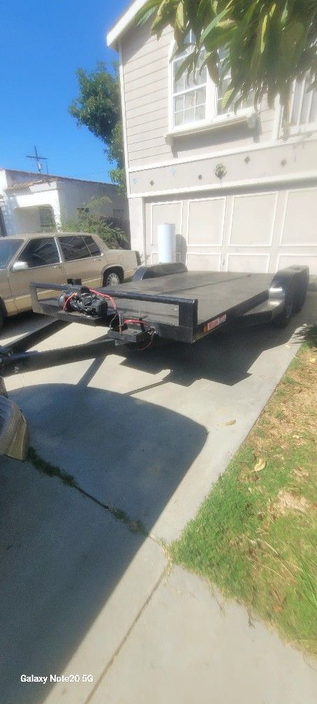 Trailer