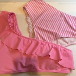 Shein Off The Shoulder Bikini Top And High Rise Bottom 