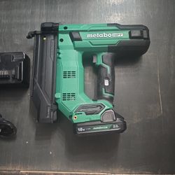 Metabo HPT 18 g Cordless 18v Brad Nailer