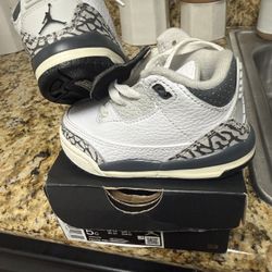 Jordan Size 5c Black White Gray 