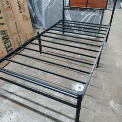 New Twin Size Metal Platform Bed Frame....No Mattress