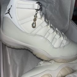 Jordan 11 Sail Pearl 