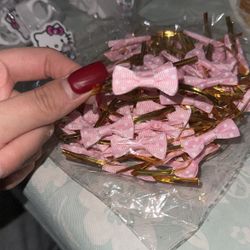 Small Pink Bows With Ties
