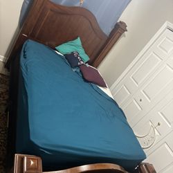 Pillow Top Mattress And Bed Frame 