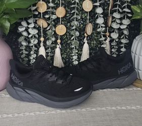 Men's Hoka shoes