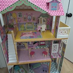 Beautiful Barbie Doll House 