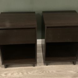 $100! BRAND NEW!! SET OF 2!! LARGE DARK BROWN NIGHTSTANDS/SIDETABLES!! NO SCRATCHES MARKS OR CHIPS!!