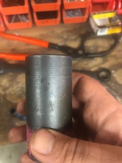 Snap on socket